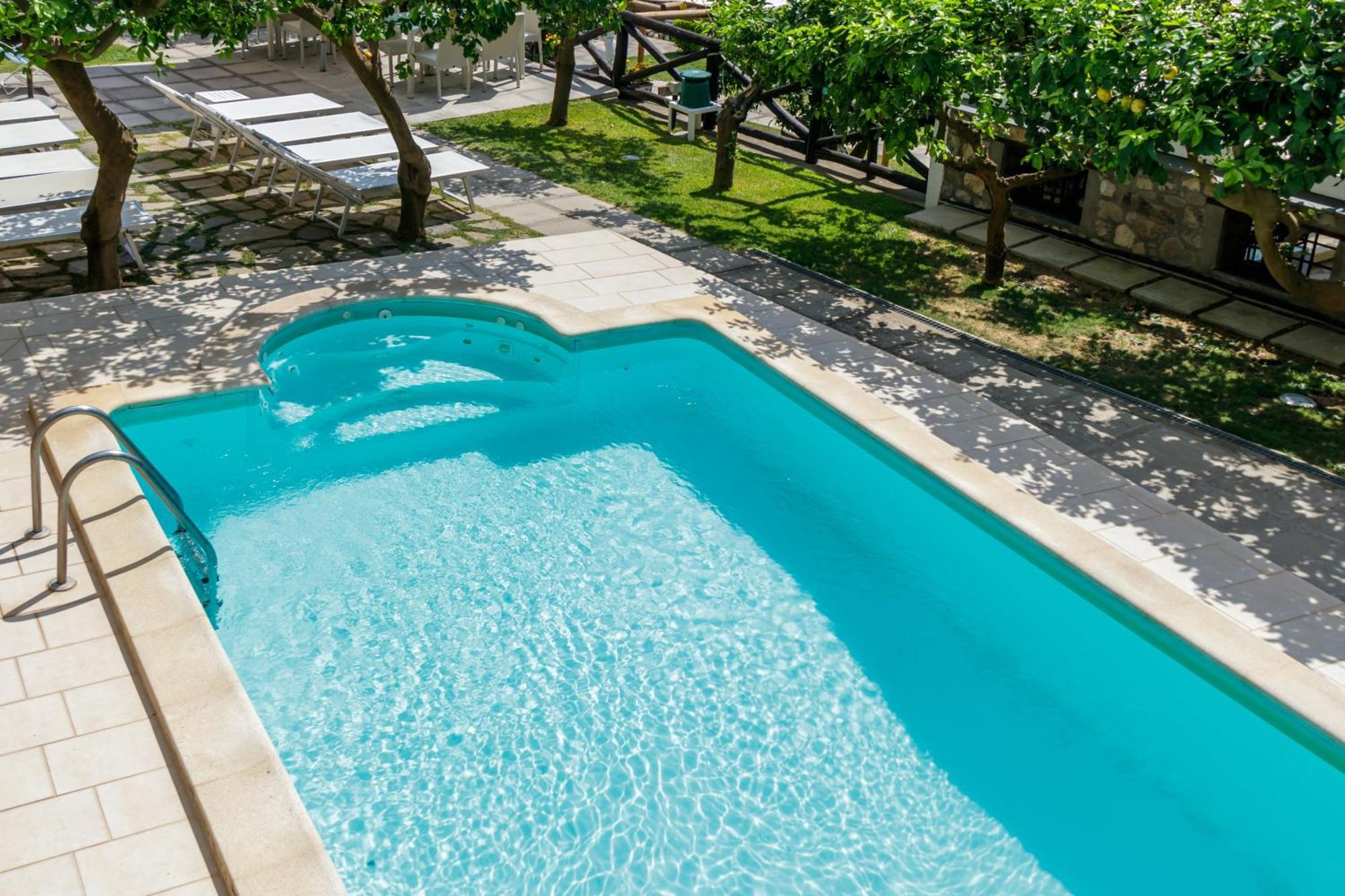 Villarena Relais Nerano Exteriör bild