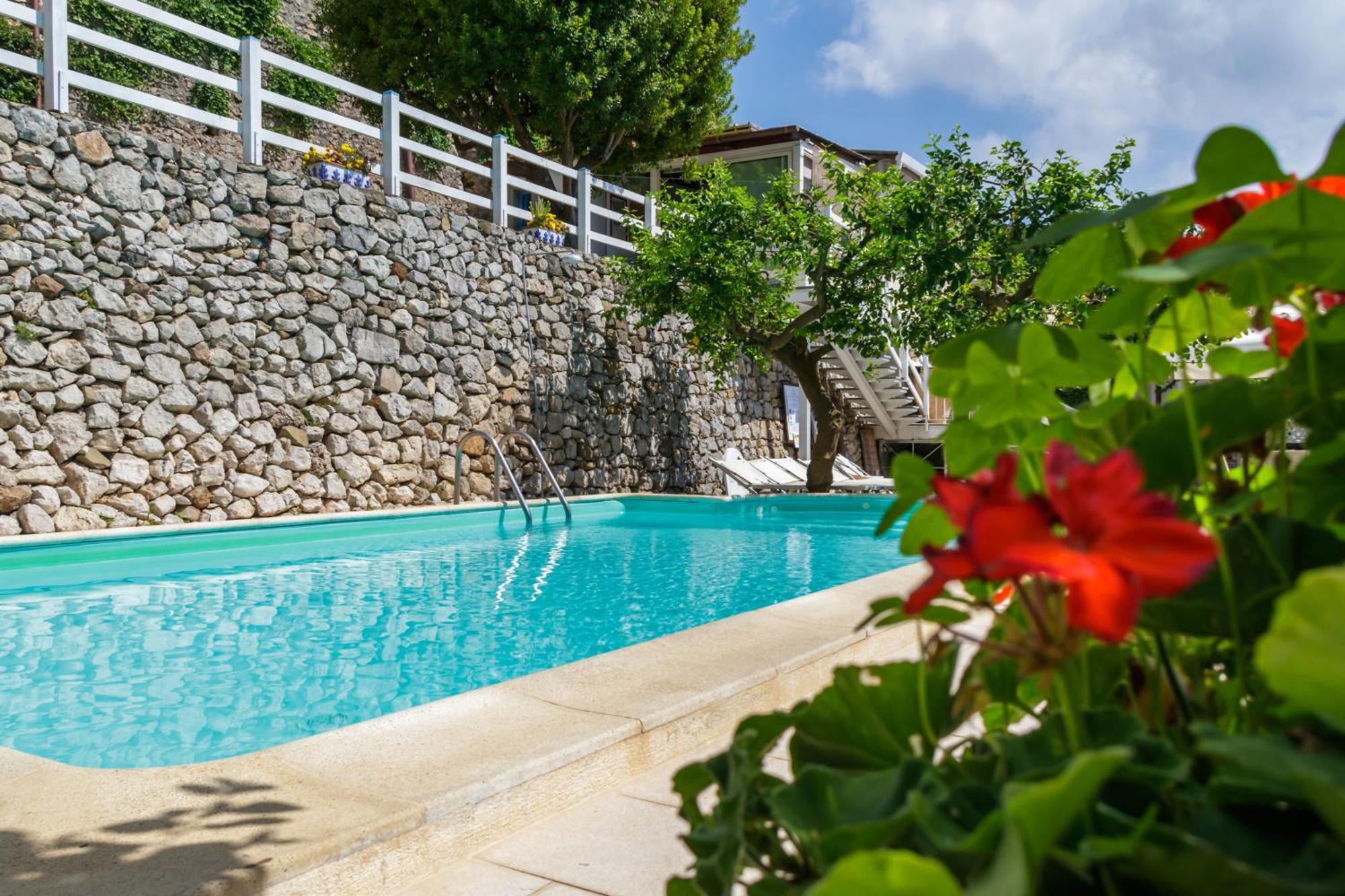 Villarena Relais Nerano Exteriör bild